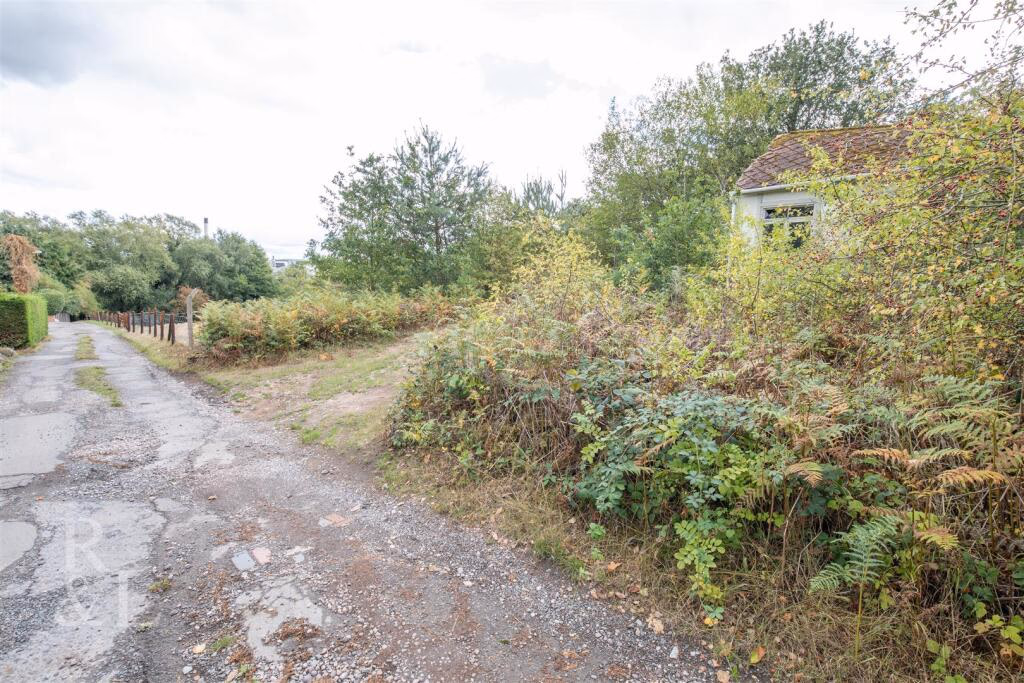 Land for sale - Image 5