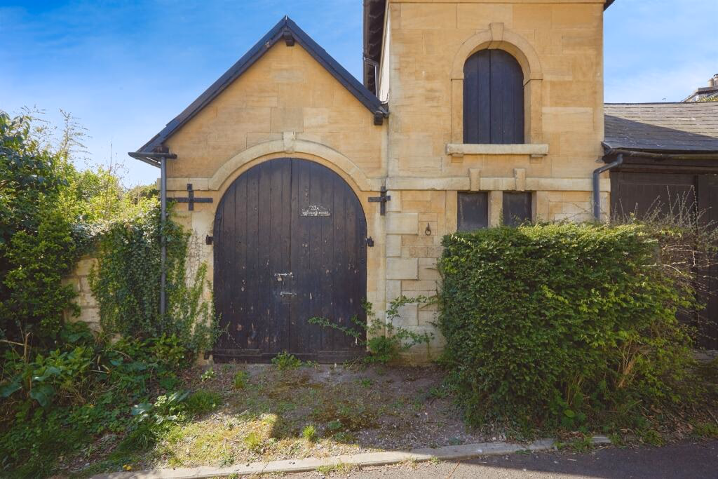 Land for sale - Image 2