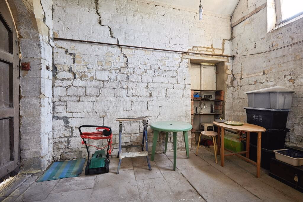 Land for sale - Image 4