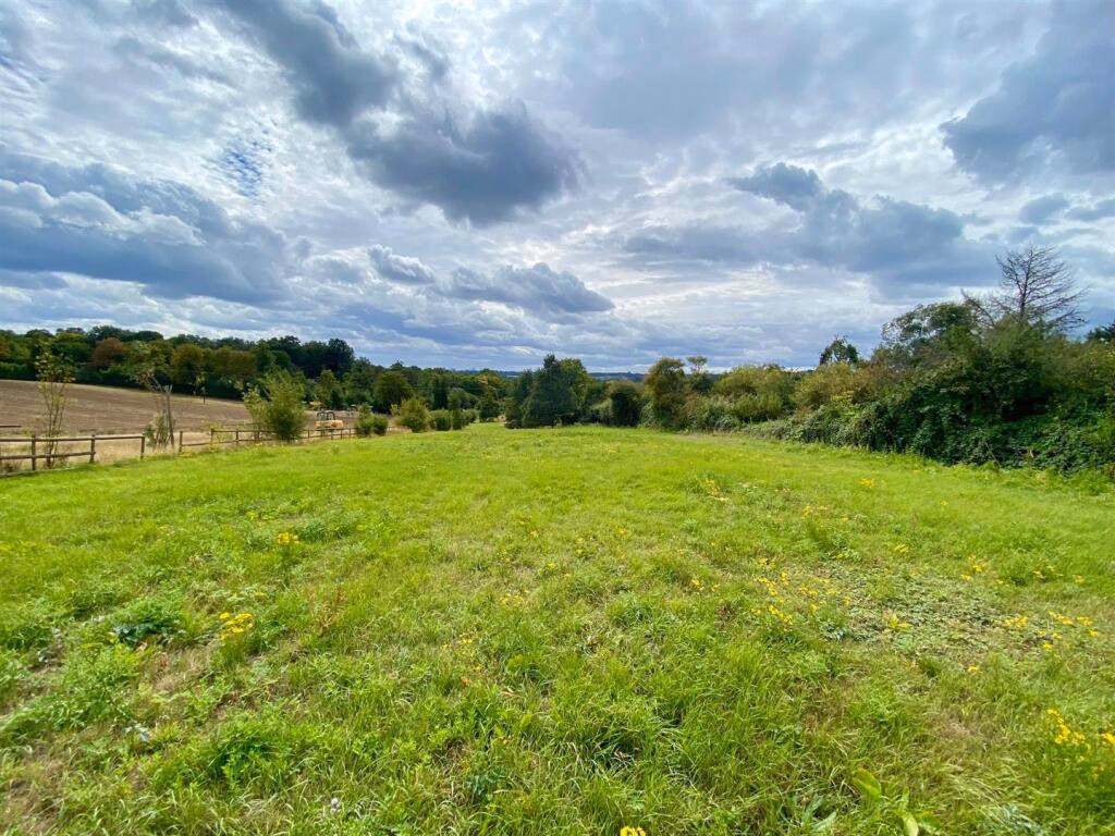 Plot for sale - Image 2