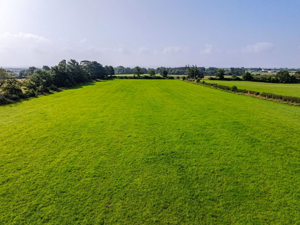 Land for sale - Image 3