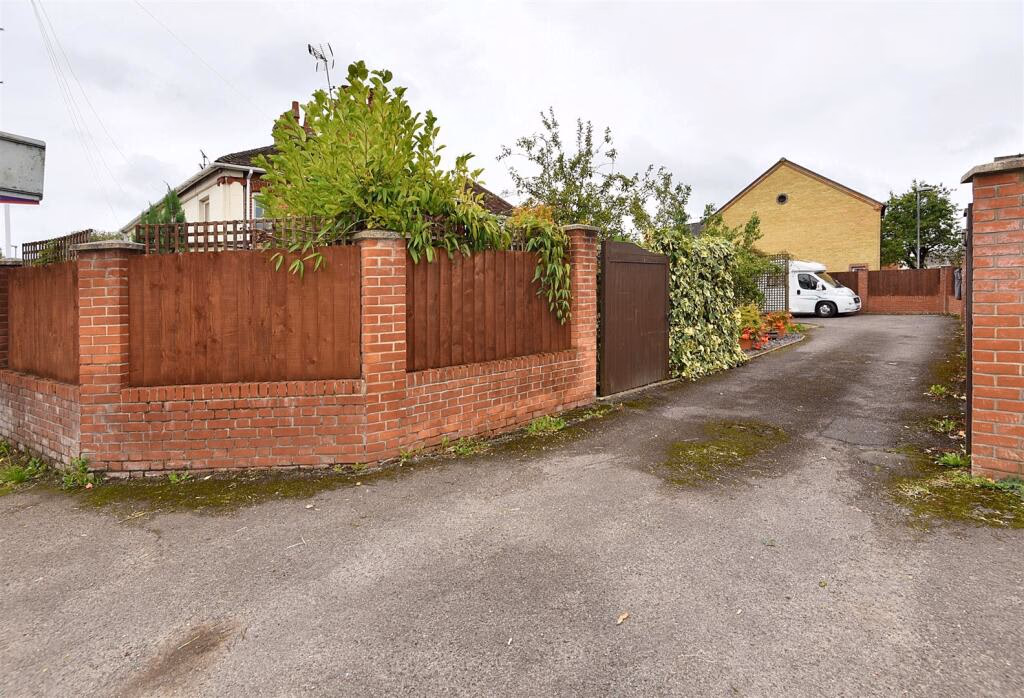 Plot for sale - Image 3