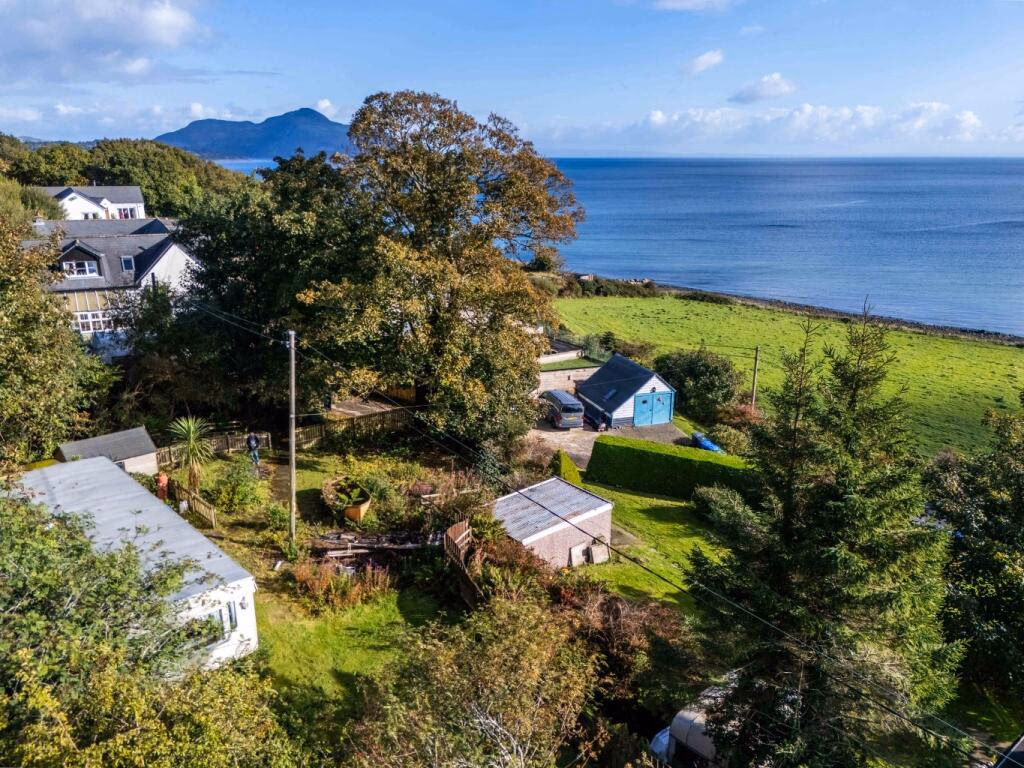 Plot for sale - Image 2