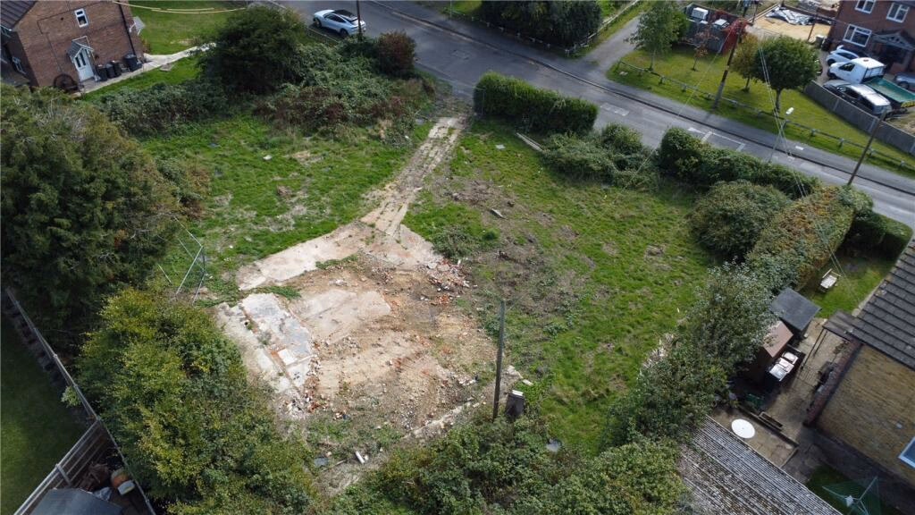 Plot for sale - Image 1