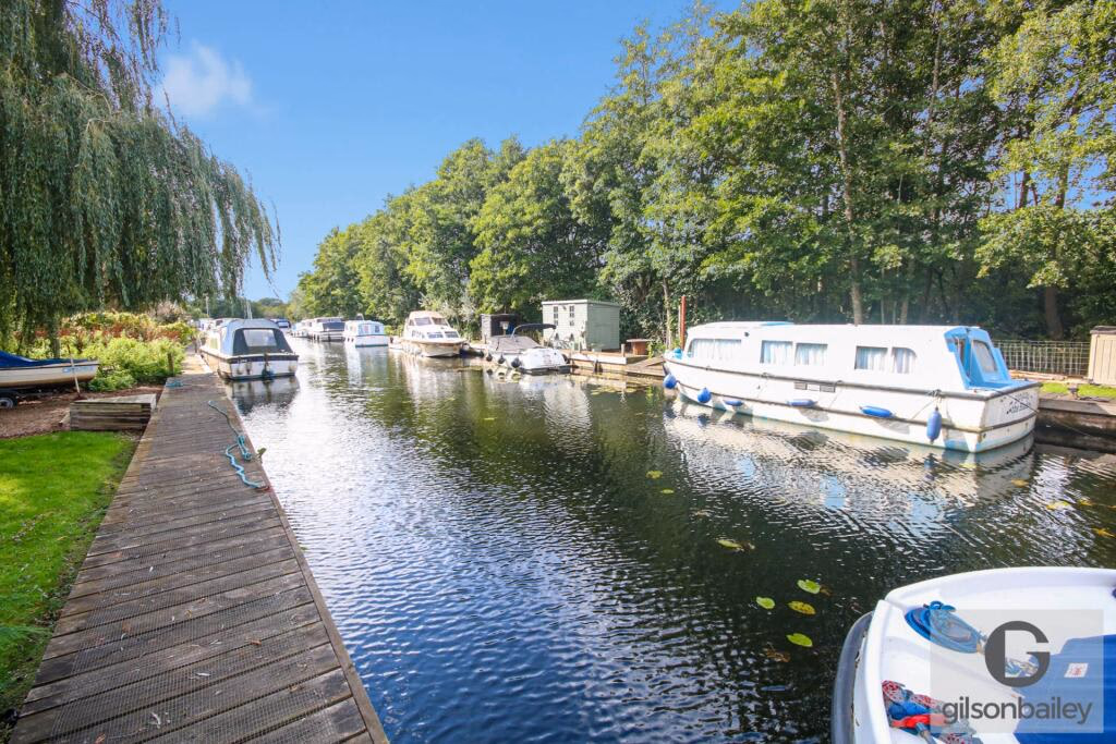 Plot for sale - Image 1