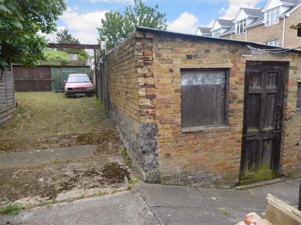 Land for sale - Image 5