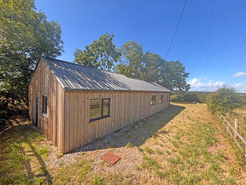 Land for sale - Image 3