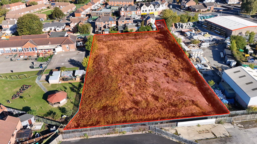 Land for sale - Image 1