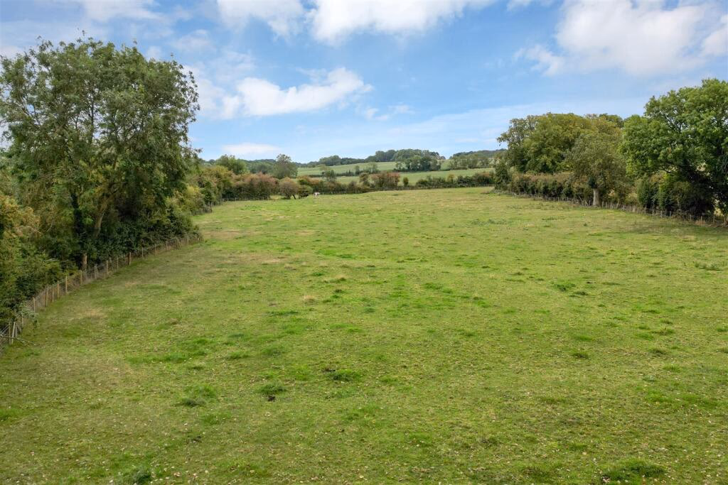 Land for sale - Image 3