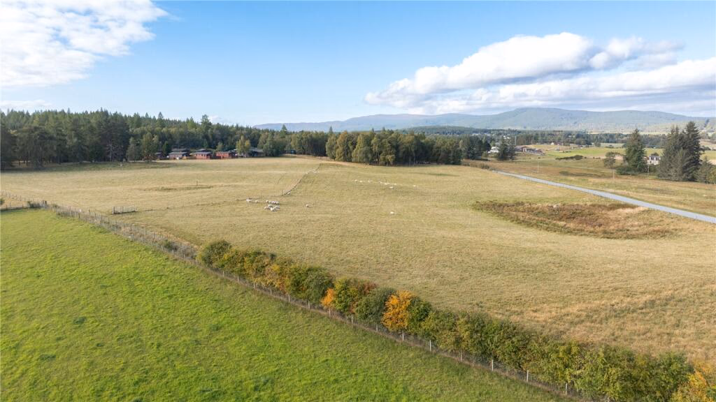 Land for sale - Image 4