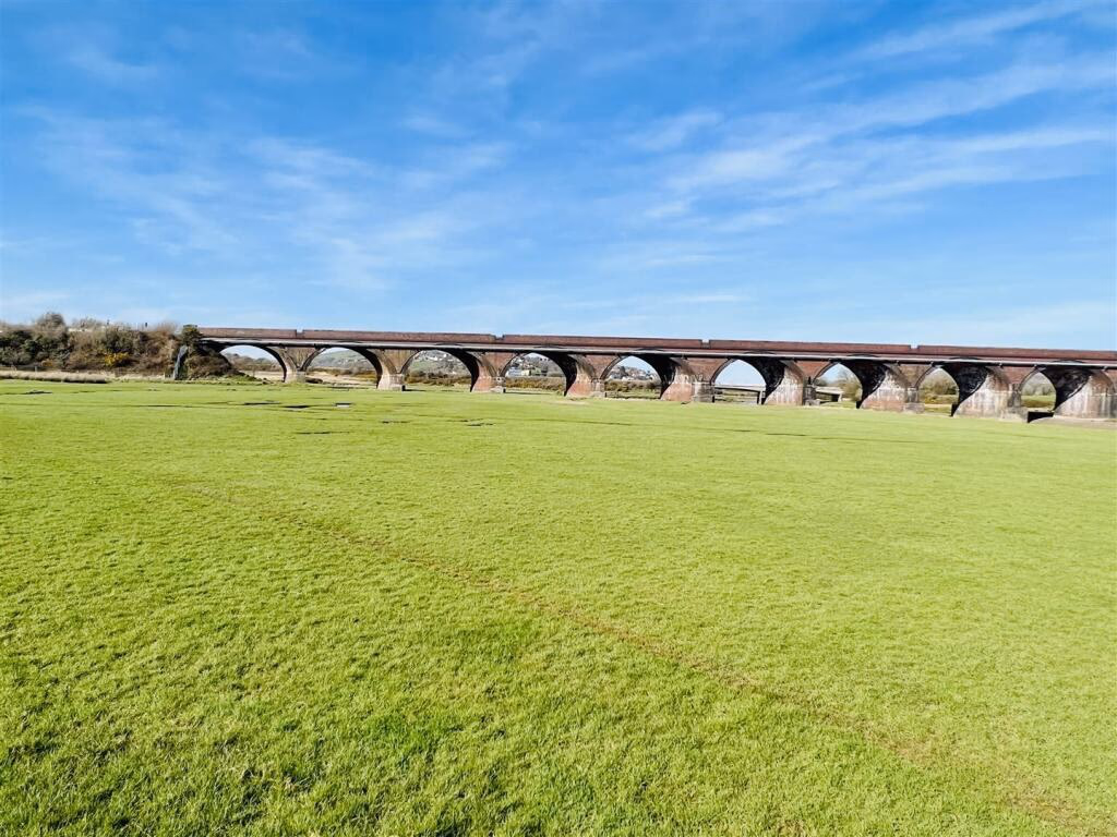 Land for sale - Image 4