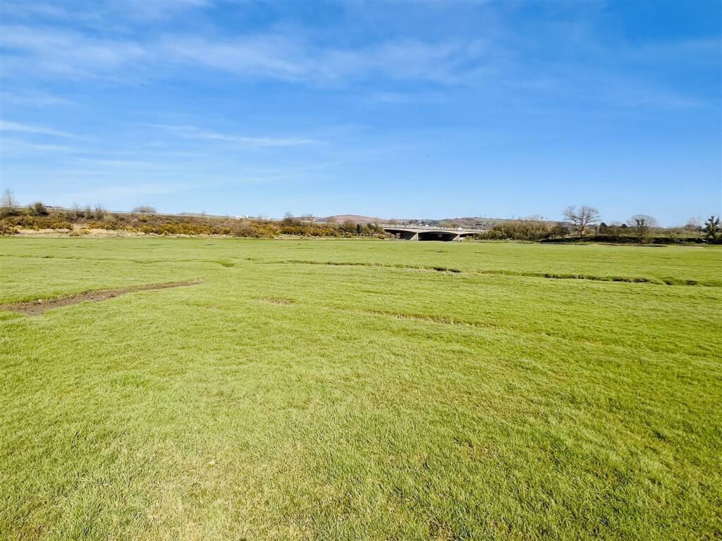 Land for sale - Image 5