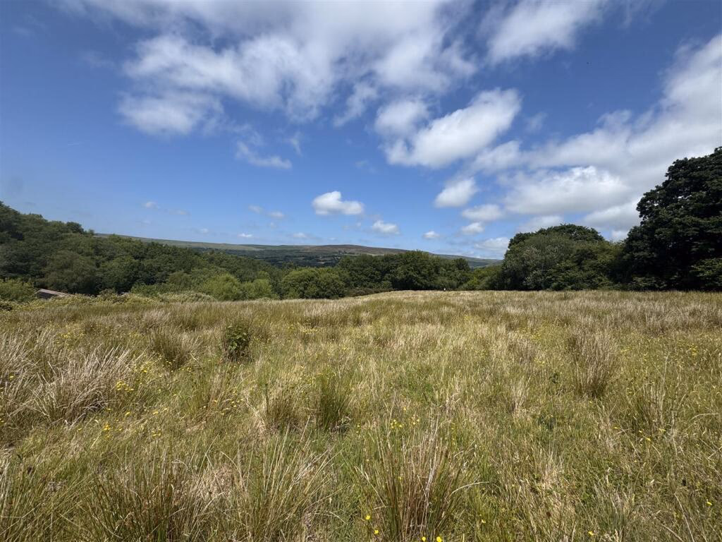 Land for sale - Image 3