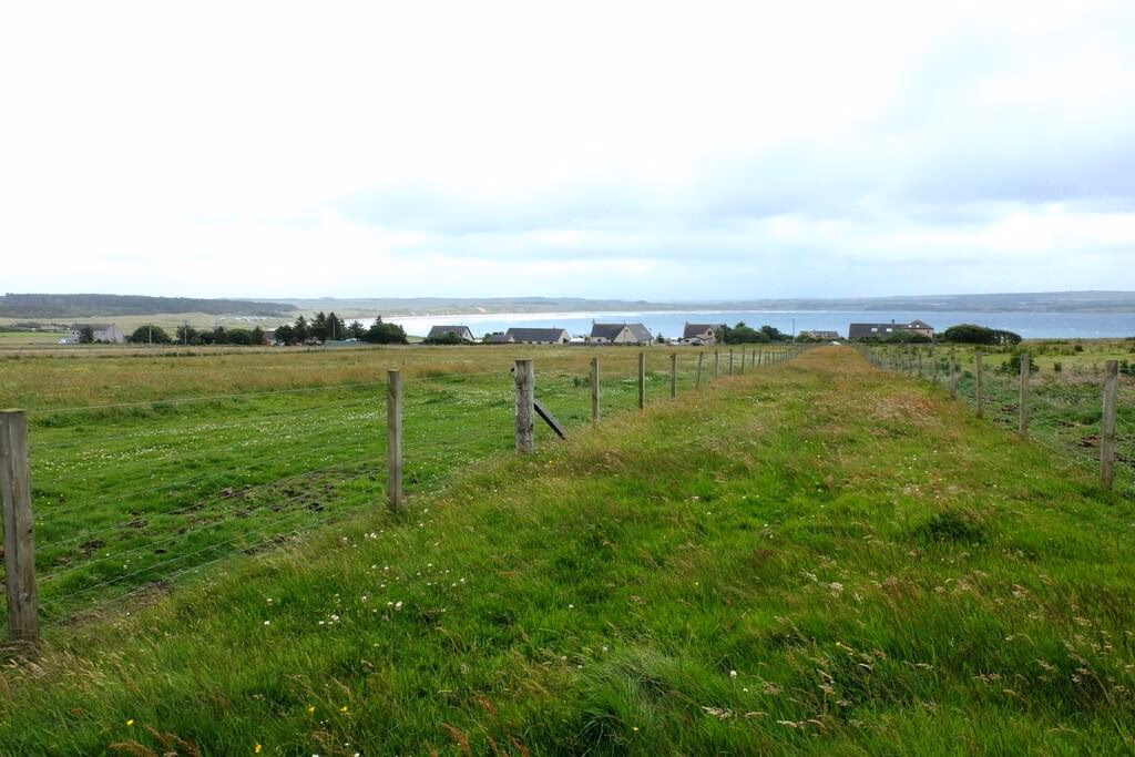 Land for sale - Image 1