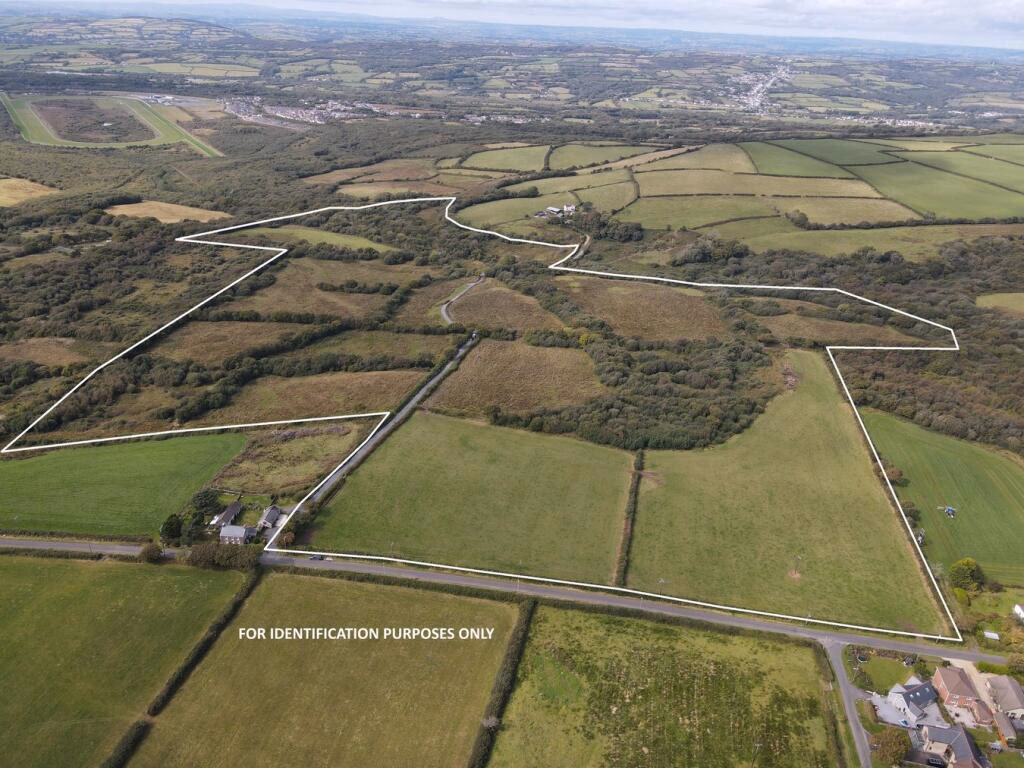 Smallholding for sale - Image 1