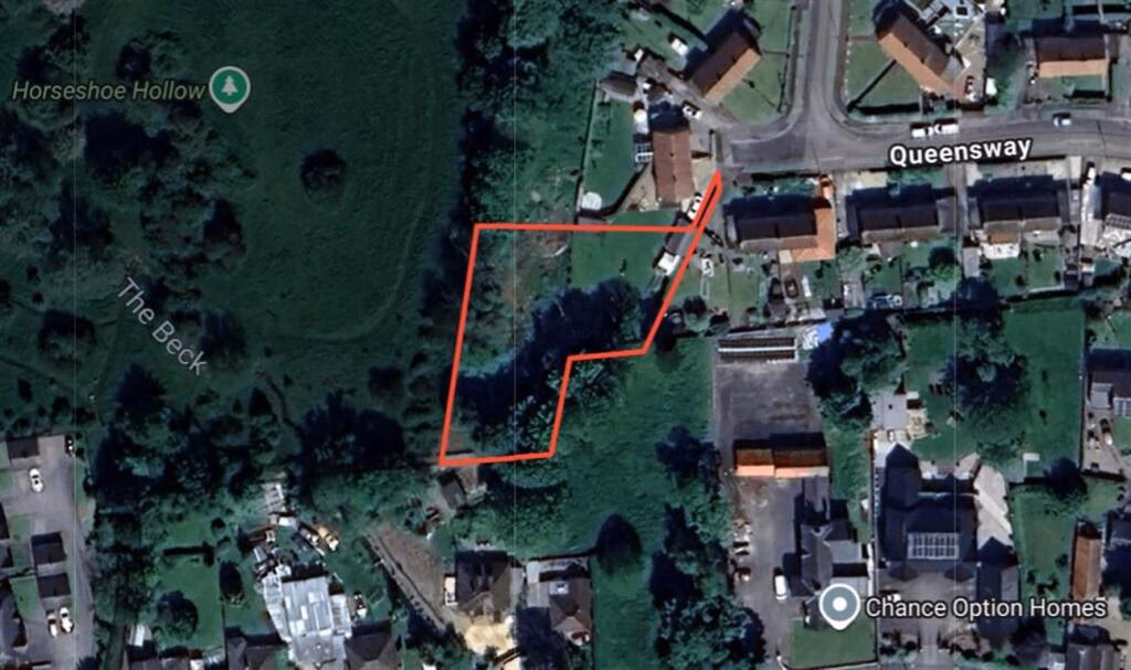 Land for sale - Image 2