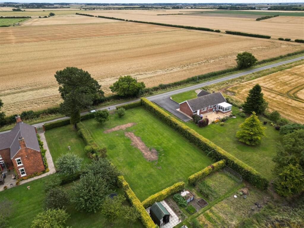 1.00-Acre Development Land for Sale in Lincolnshire