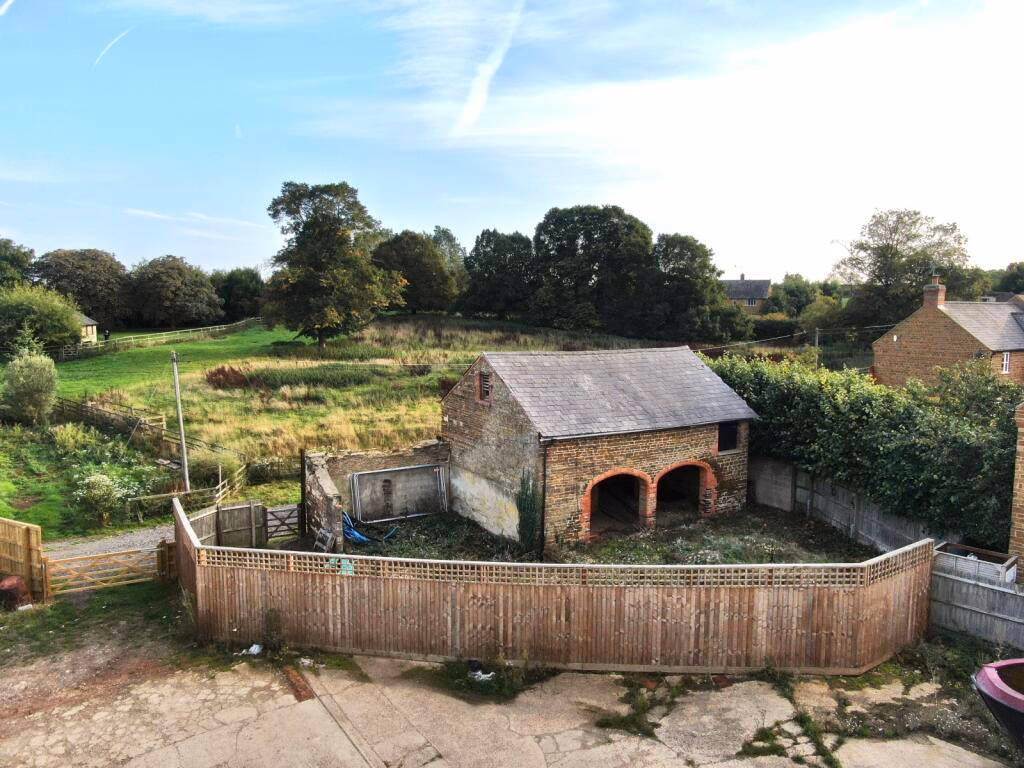 1.00-Acre Development Land for Sale in Warwickshire