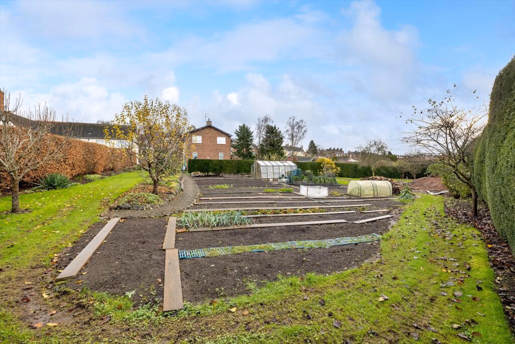 Plot for sale - Image 2