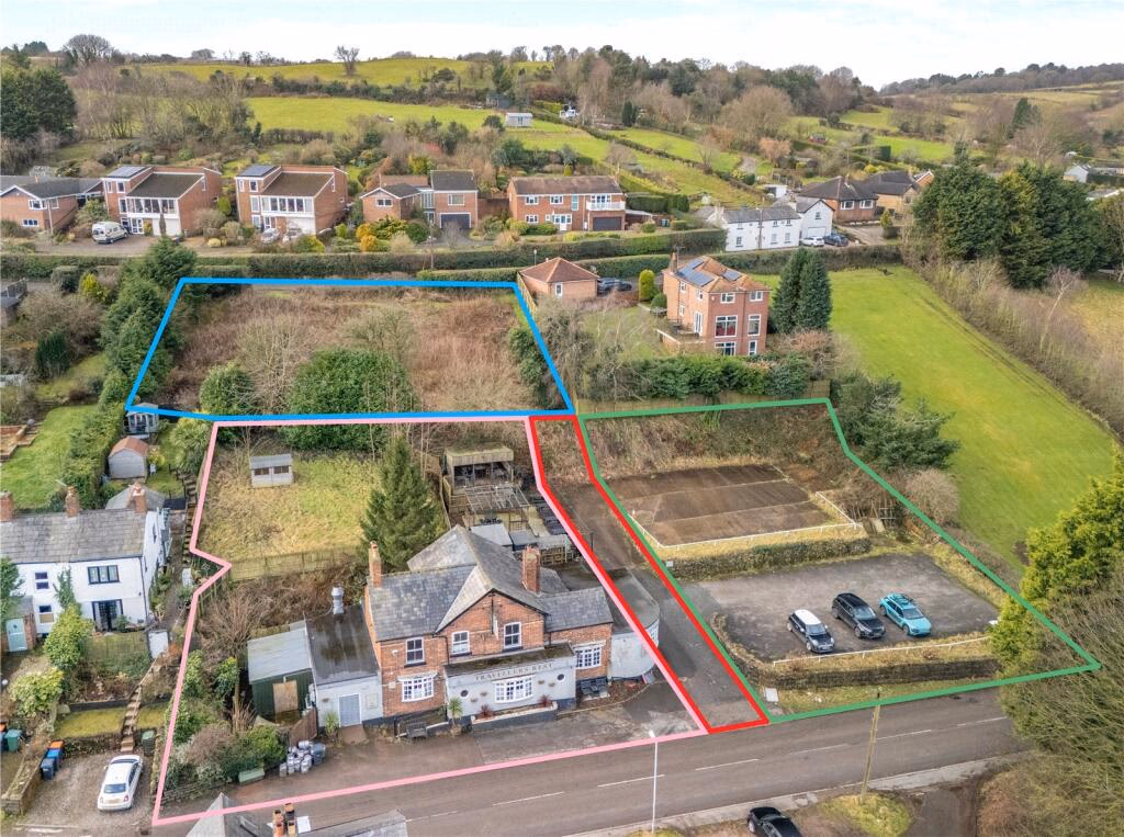 Land for sale - Image 1