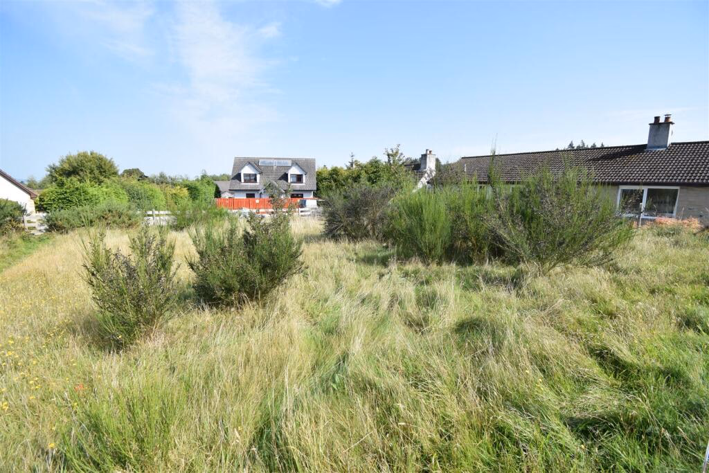 Land for sale - Image 4