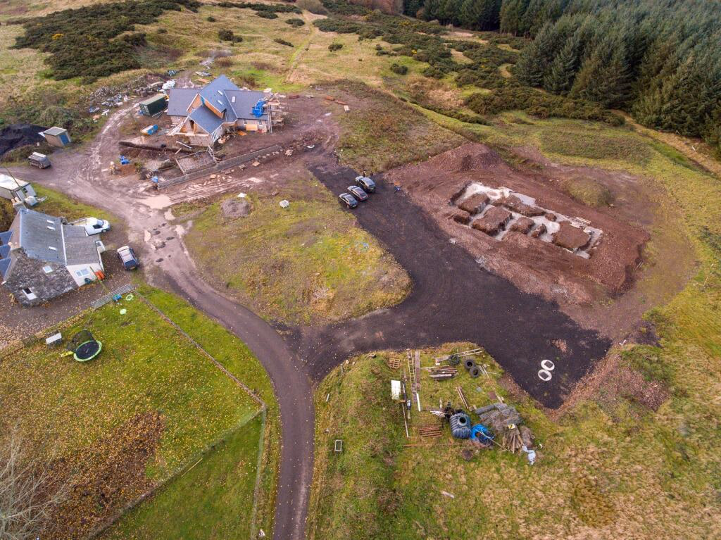 Land for sale - Image 2