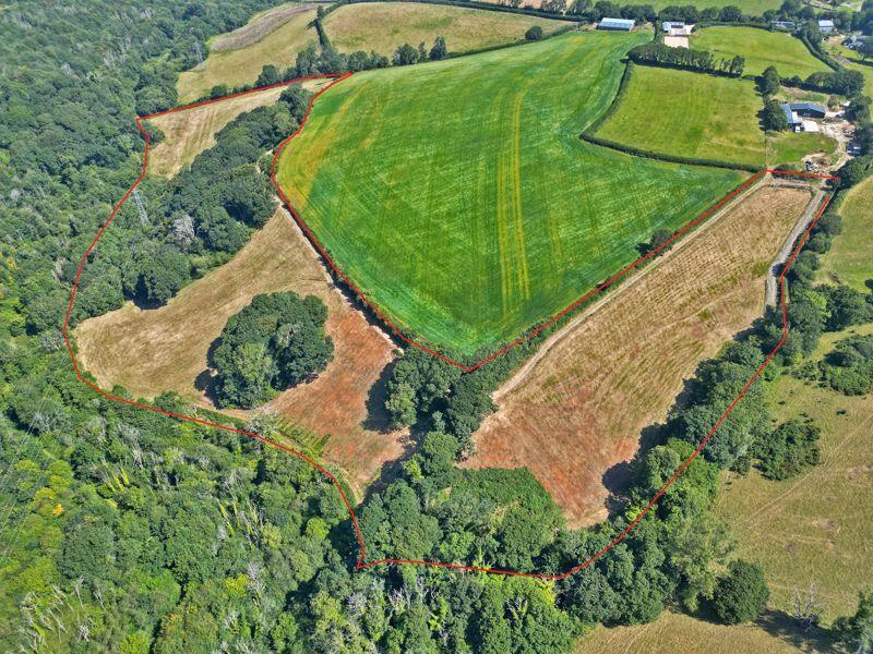 Land for sale - Image 1