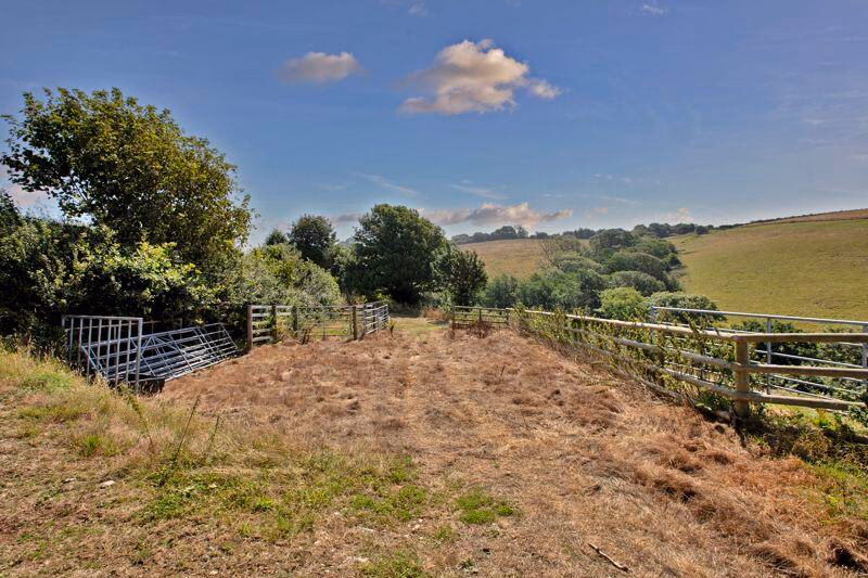 Land for sale - Image 4