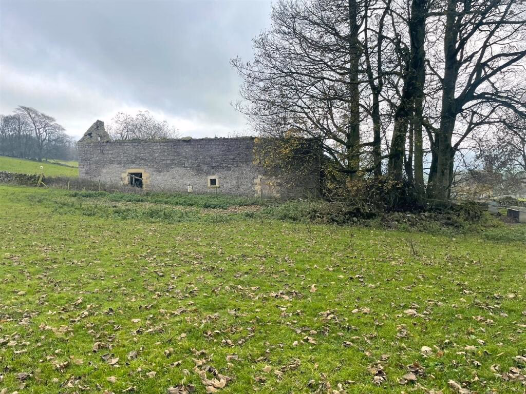 Land for sale - Image 2