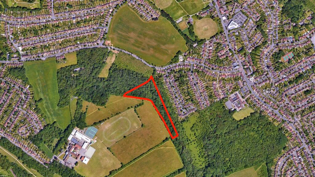 Land for sale - Image 2