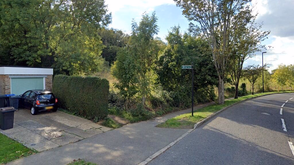 Land for sale - Image 4