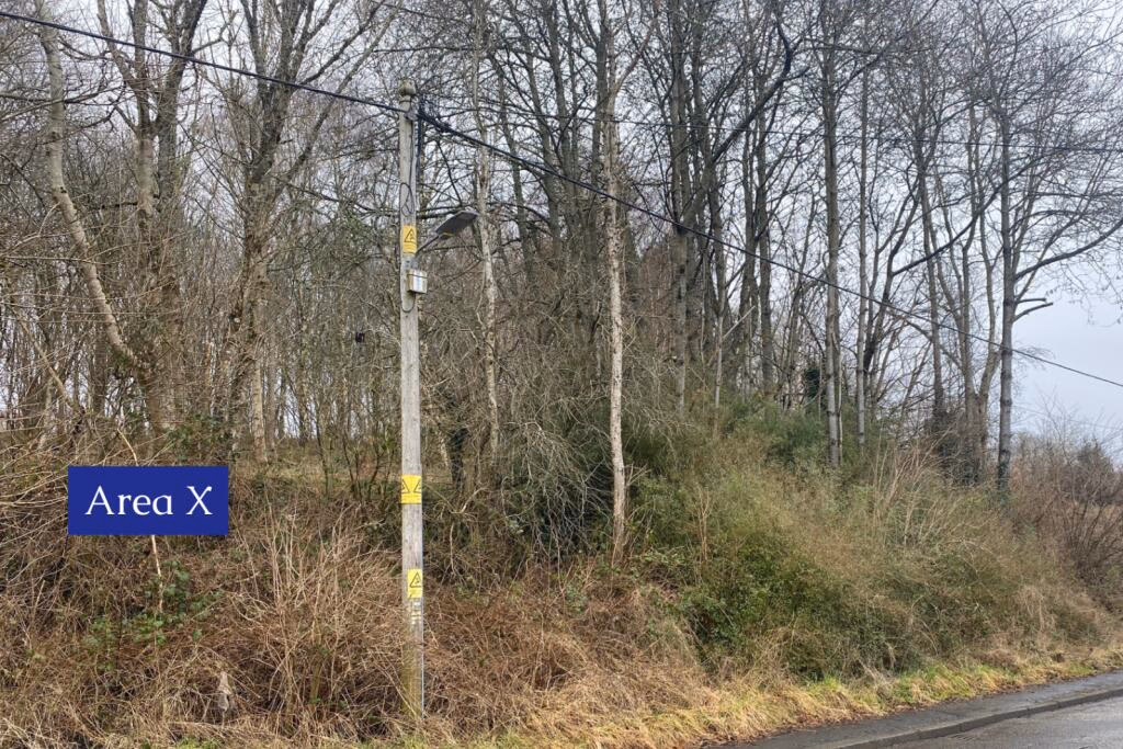 Land for sale - Image 2