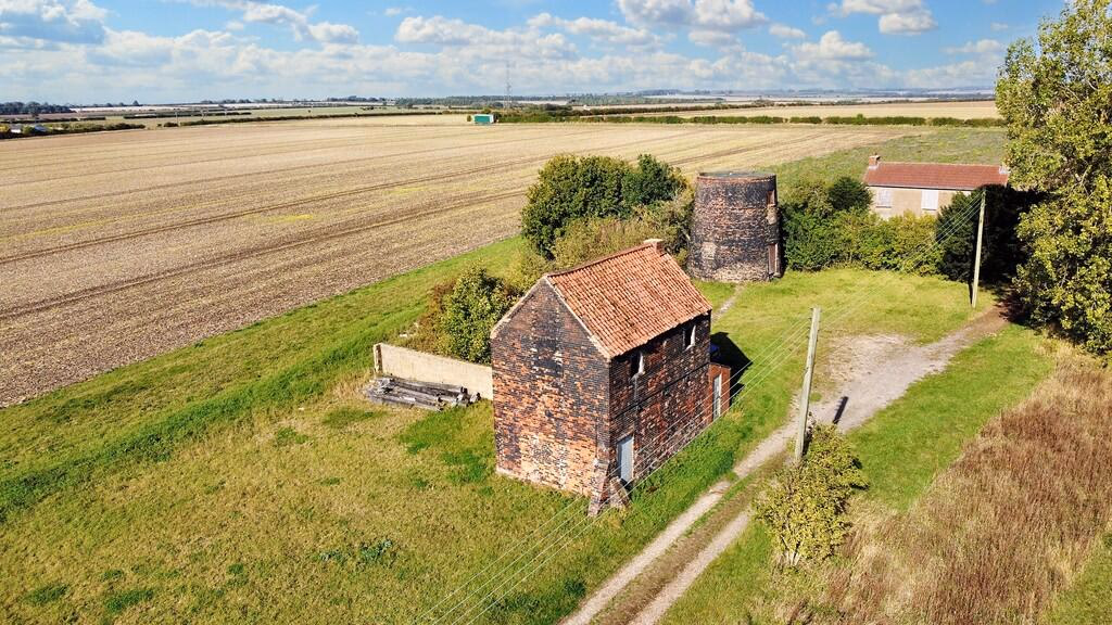 Land for sale - Image 4