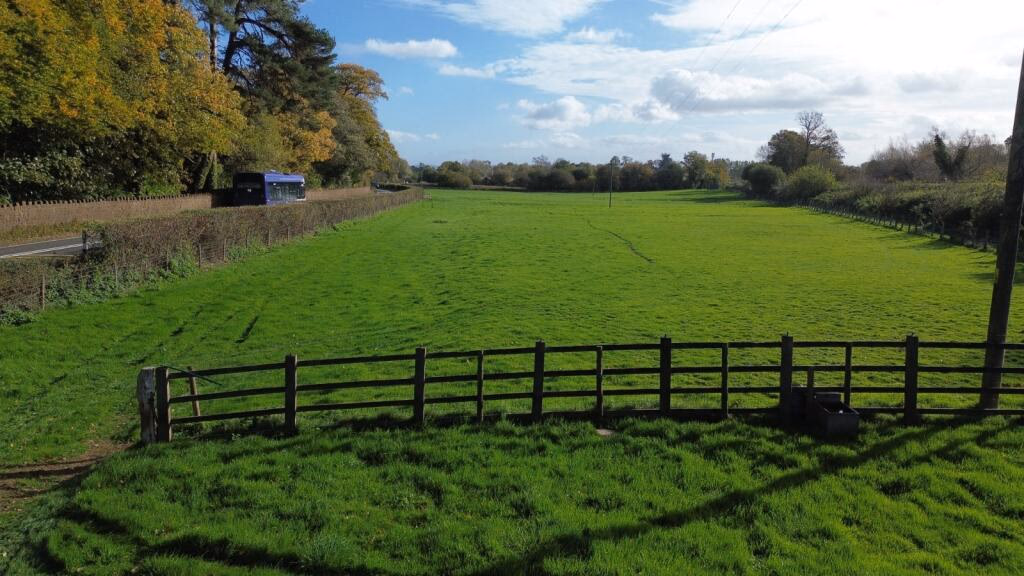 Land for sale - Image 3