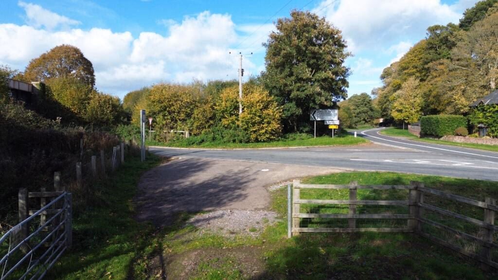 Land for sale - Image 4