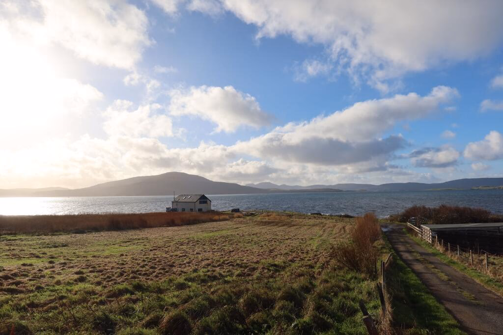 Land for sale - Image 2