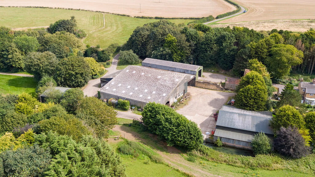 Land for sale - Image 2