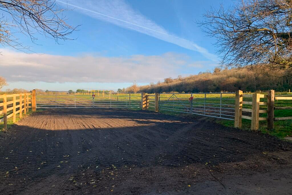 Land for sale - Image 4