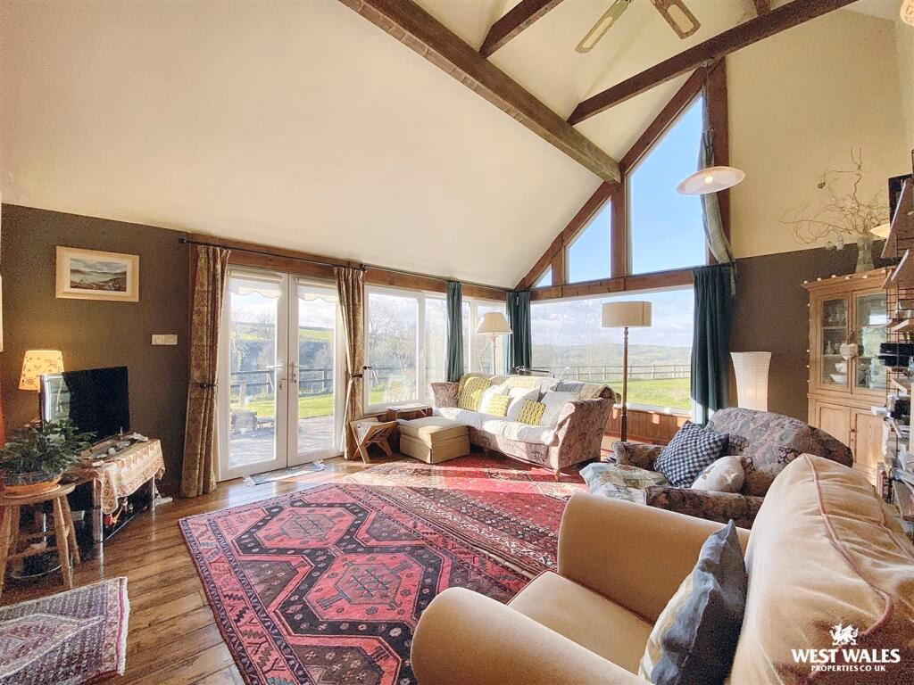 Land for sale - Image 2