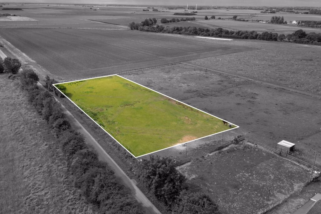 Land for sale - Image 3