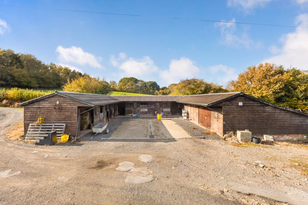 Land for sale - Image 2