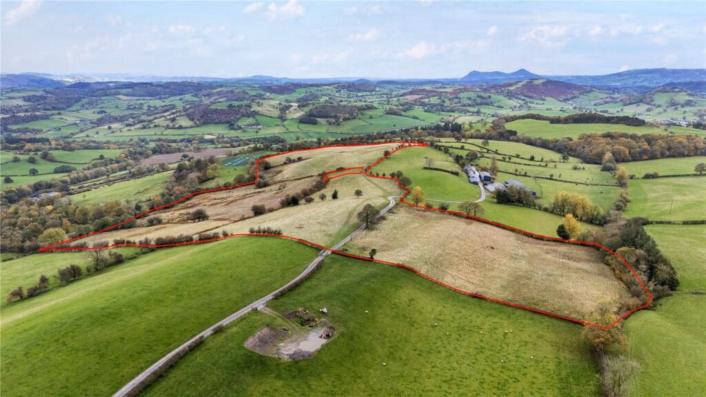 Land for sale - Image 1