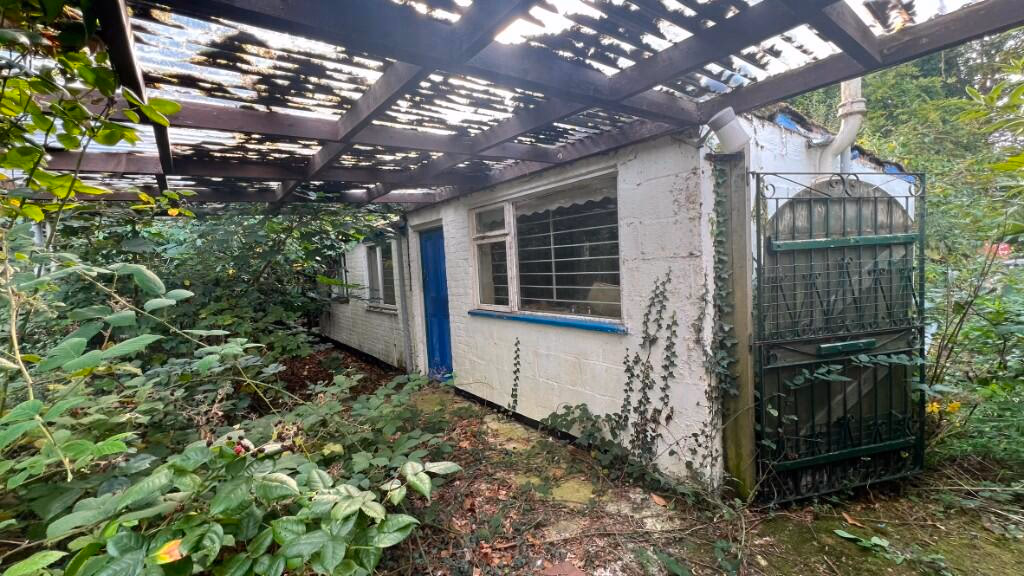 Land for sale - Image 4