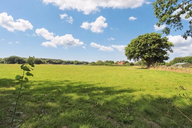 Land for sale - Image 3