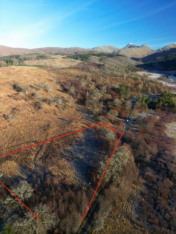 Land for sale - Image 2