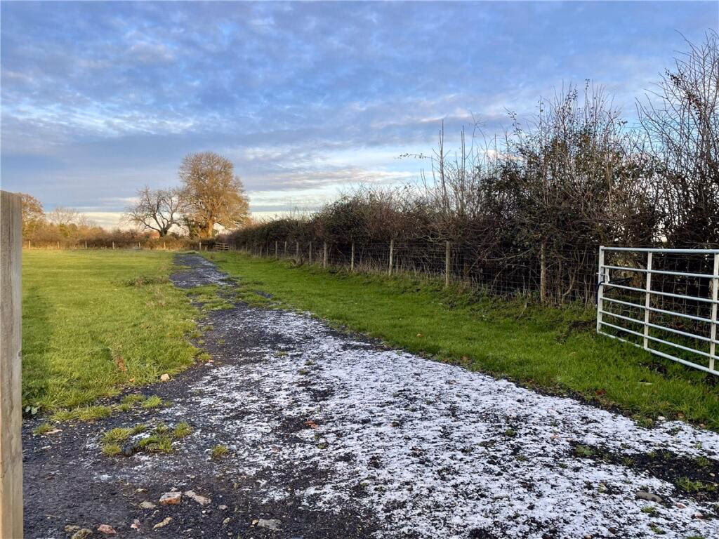 Land for sale - Image 4