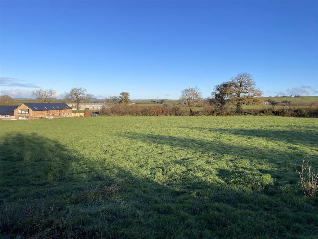 Land for sale - Image 5