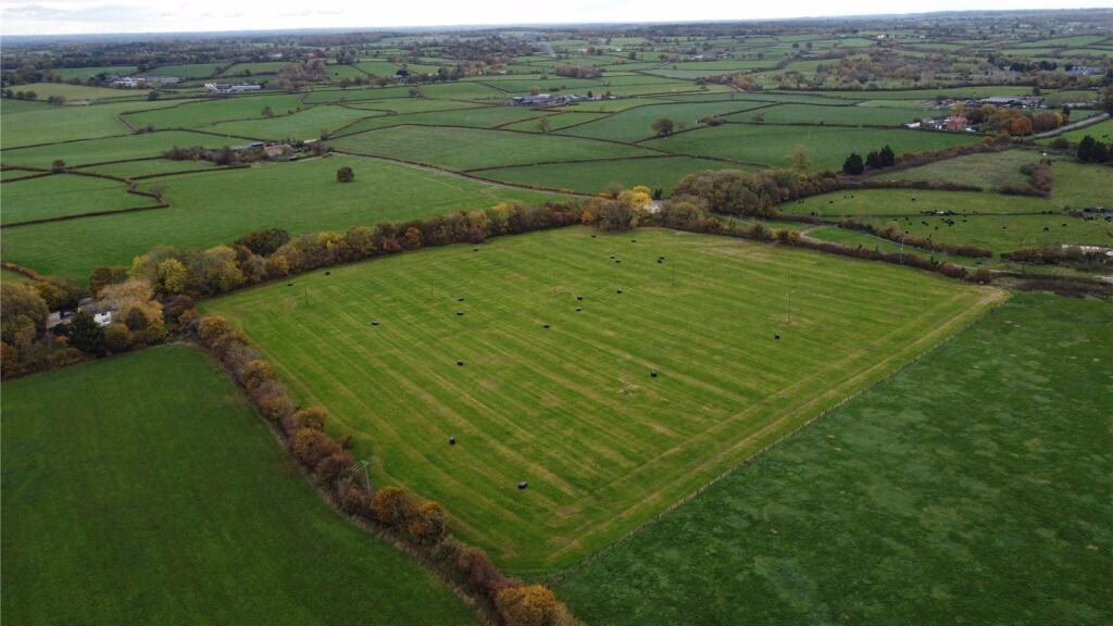 Land for sale - Image 3