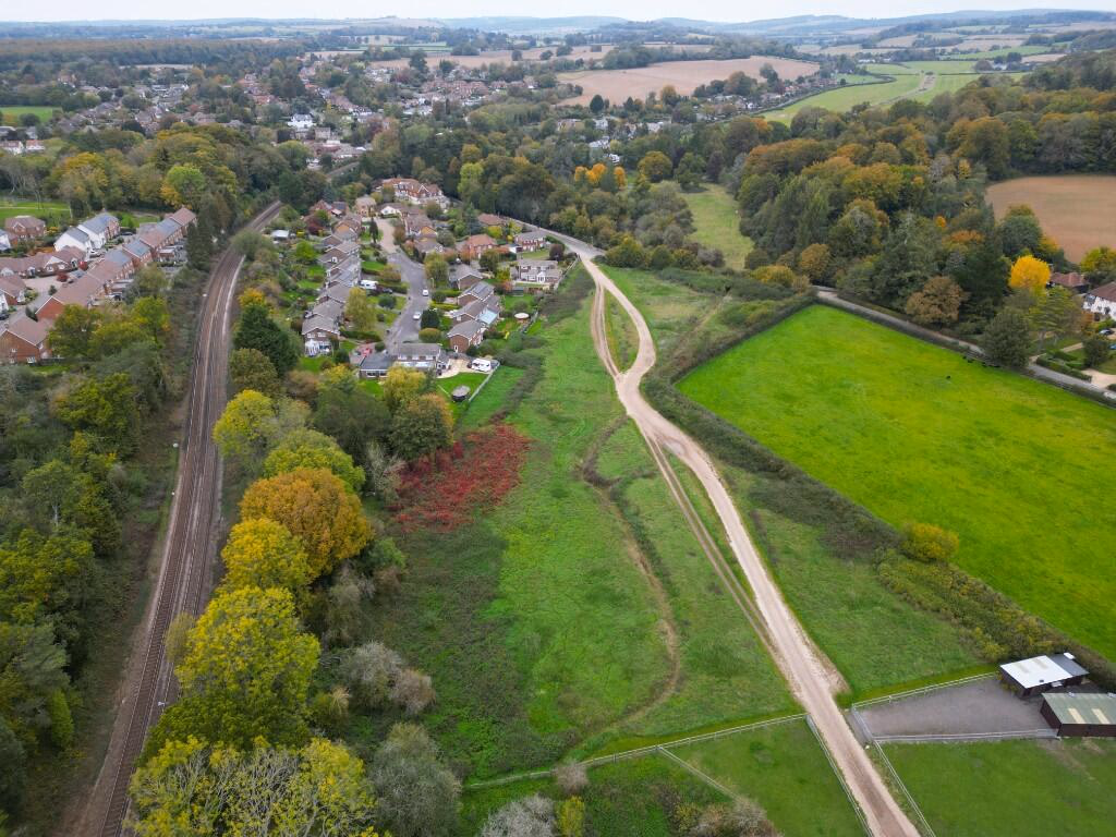 Land for sale - Image 1