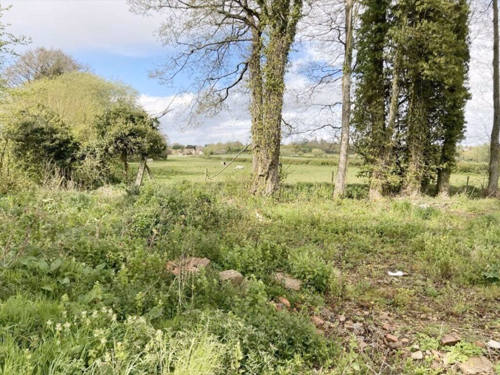 Land for sale - Image 3